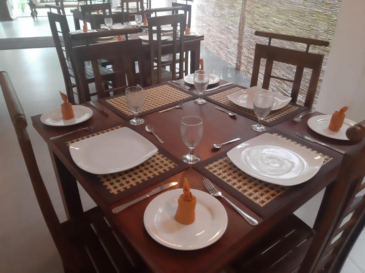 Eden Grand Hotel Дамбула Екстериор снимка