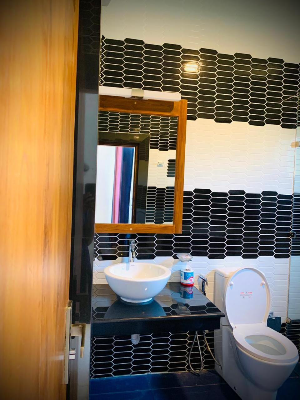 Eden Grand Hotel Дамбула Екстериор снимка
